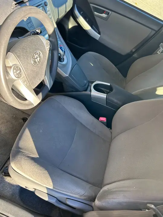 Toyota Prius 2012 photo 3