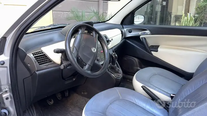 Lancia Ypsilon 2014 photo 5