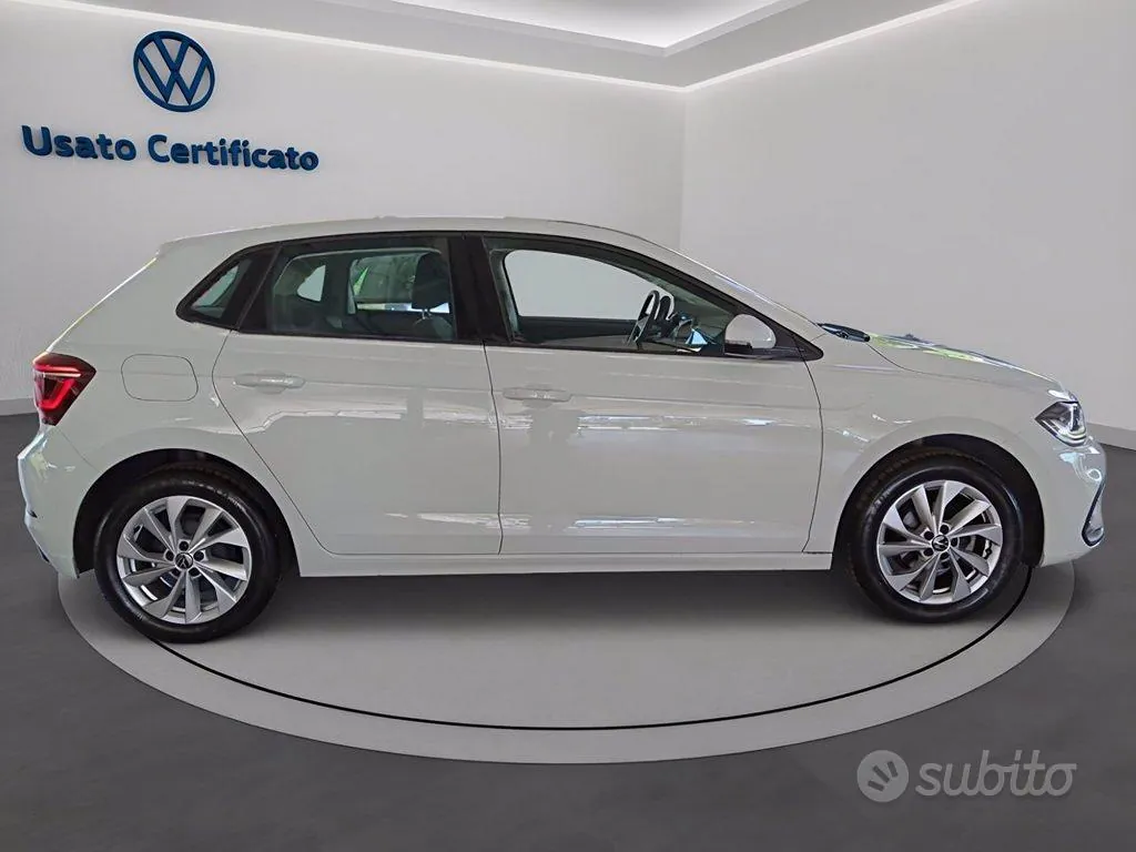 Volkswagen Polo 2023 photo 3