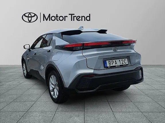 Toyota C-Hr 2024 photo 3