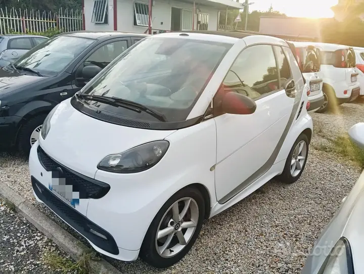 Smart Fortwo 2011 photo 5