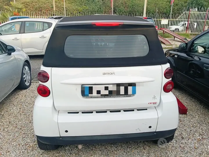 Smart Fortwo 2011 photo 3