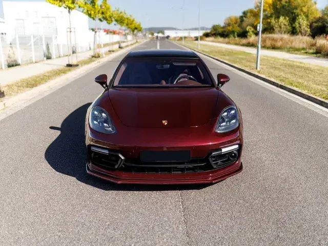 Porsche Panamera 2018 photo 2
