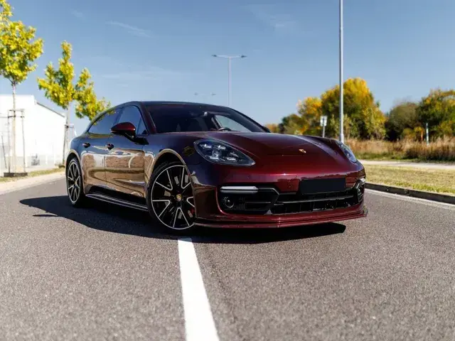 Porsche Panamera 2018 photo 4