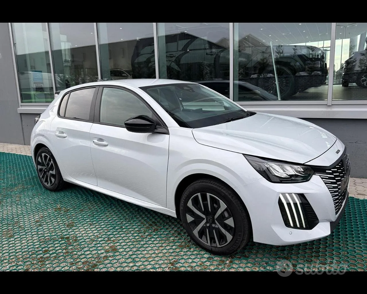 Peugeot 208 2026 photo 3