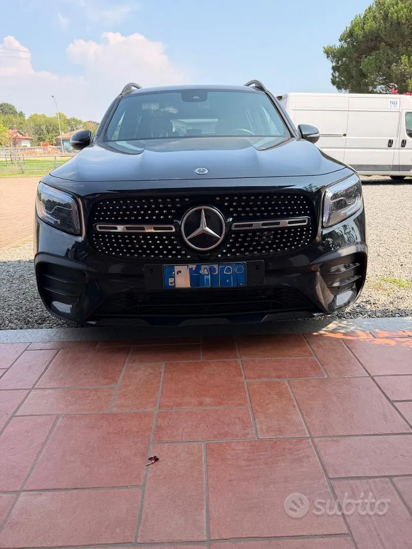 Mercedes-Benz Glb 2023 photo 2