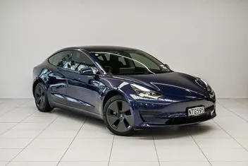 Tesla Model 3 2021 photo 2