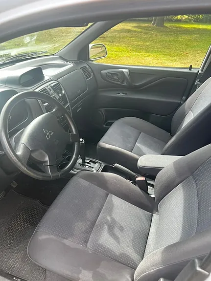 Mitsubishi Space Star 2004 photo 5