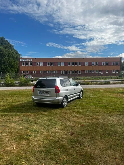 Mitsubishi Space Star 2004 photo 4