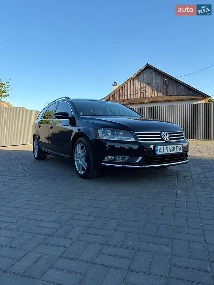 Volkswagen Passat 2011 photo 3