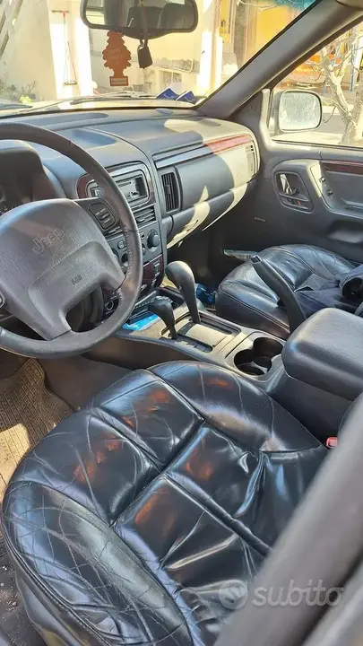 Jeep Grand Cherokee 2001 photo 3