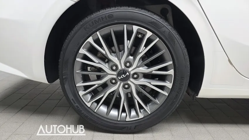 Kia K3 2023 photo 5