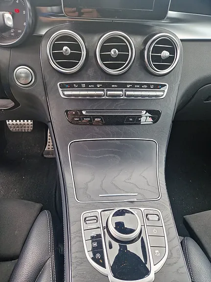 Mercedes-Benz Glc250 D 2016 photo 2