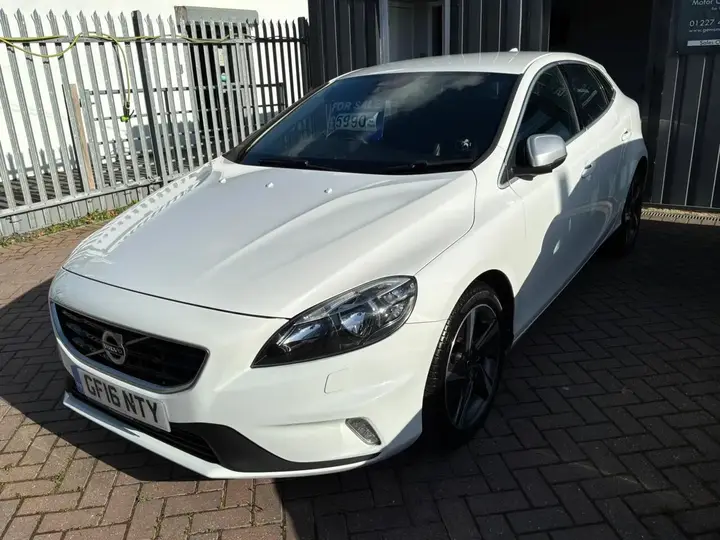 Volvo V40