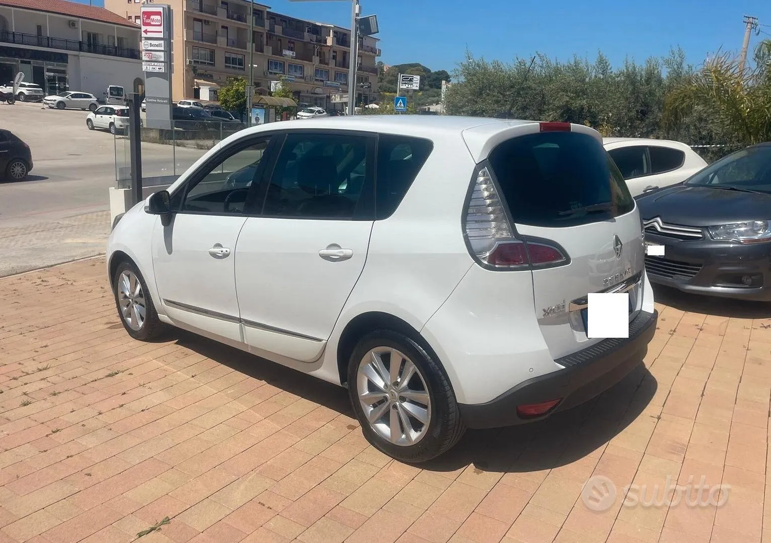 Renault Scenic 2014 photo 5