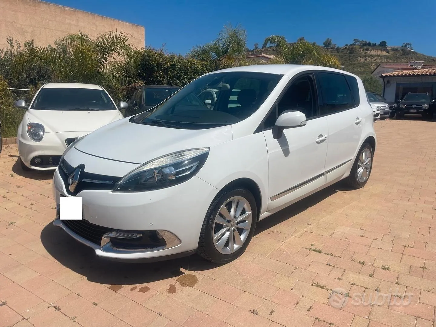 Renault Scenic 2014 photo 3