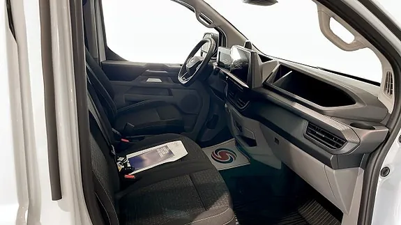 Ford Custom 2027 photo 3