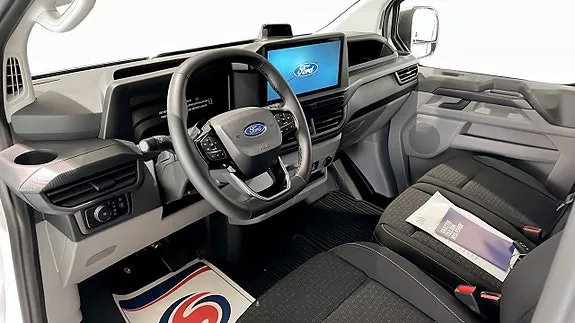Ford Custom 2027 photo 4