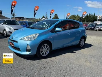 Toyota Aqua 2013 photo 4