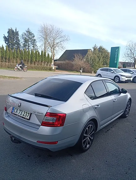 Skoda Octavia 2013 photo 5