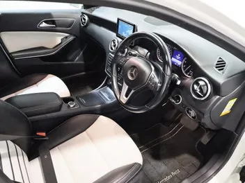 Mercedes-Benz A 180 2014 photo 4