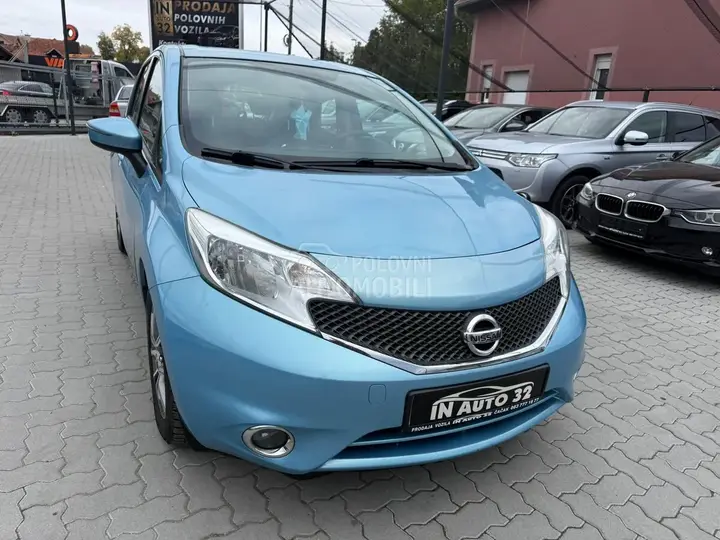 Nissan Note 2014 photo 2