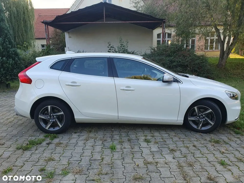 Volvo V40 2015 photo 5