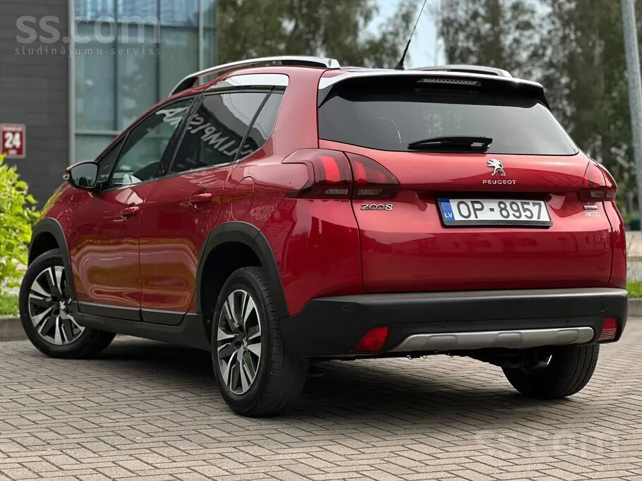 Peugeot 2008 2016 photo 4