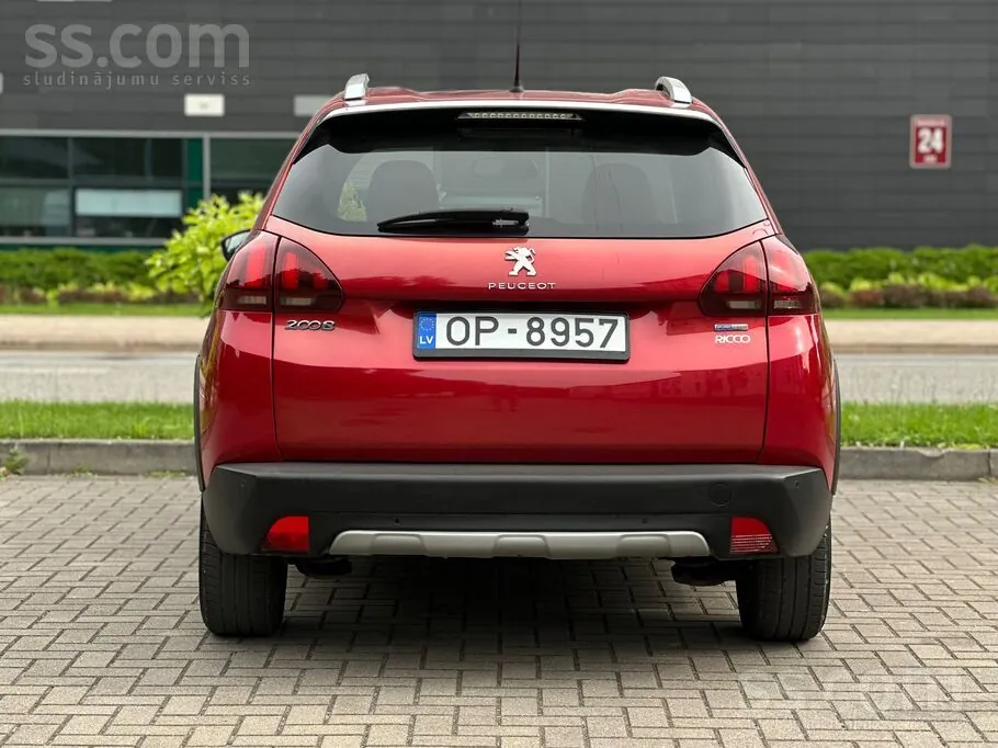 Peugeot 2008 2016 photo 5