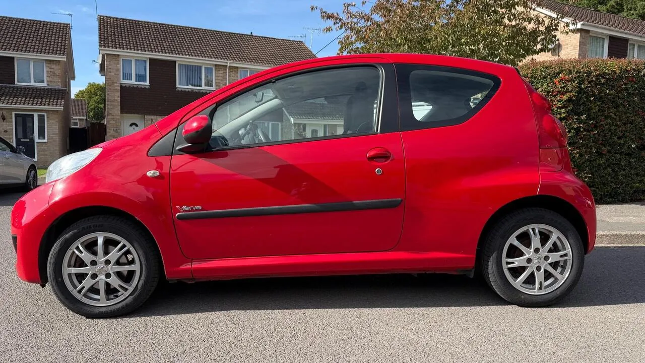 Peugeot 107 2009 photo 4