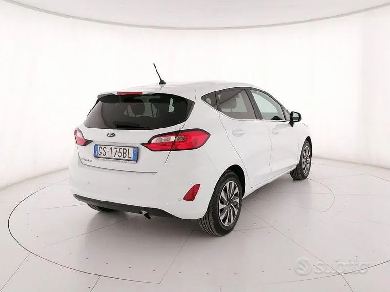 Ford Fiesta 2023 photo 2