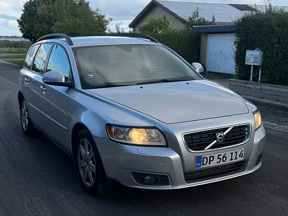 Volvo V50 2011 photo 5