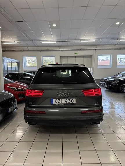 Audi Q7 2016 photo 4