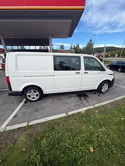 Volkswagen Transporter 2022 photo 3