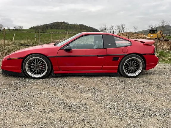 Pontiac Fiero 1986 photo 5