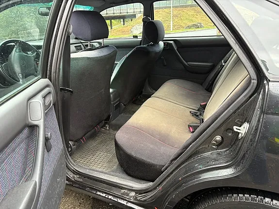 Toyota Carina E 1995 photo 5
