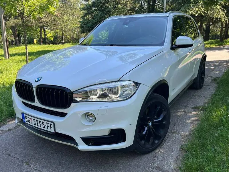 BMW X5 2014 photo 2