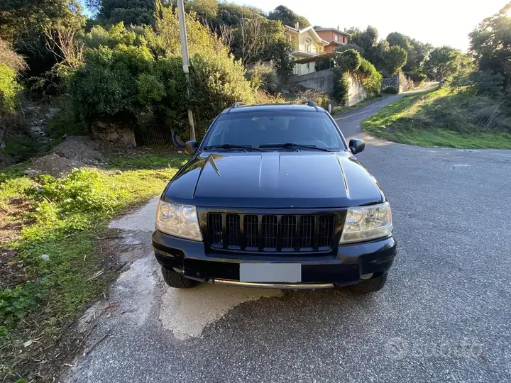 Jeep Grand Cherokee 2004 photo 2