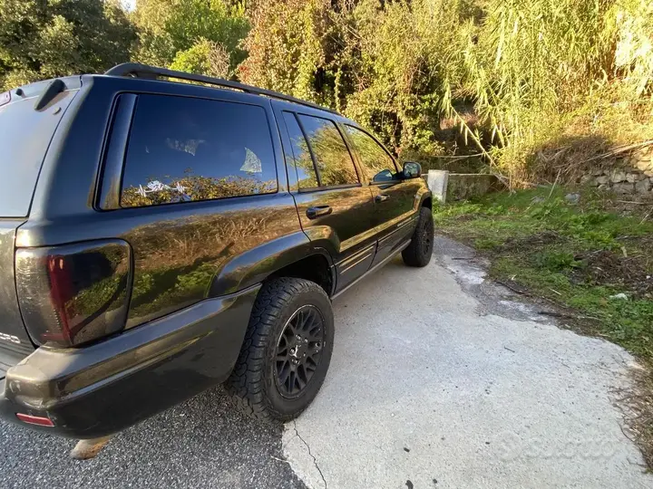 Jeep Grand Cherokee 2004 photo 4