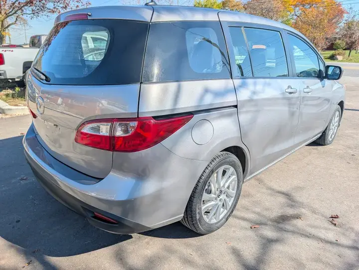 Mazda Mazda5 2013 photo 5
