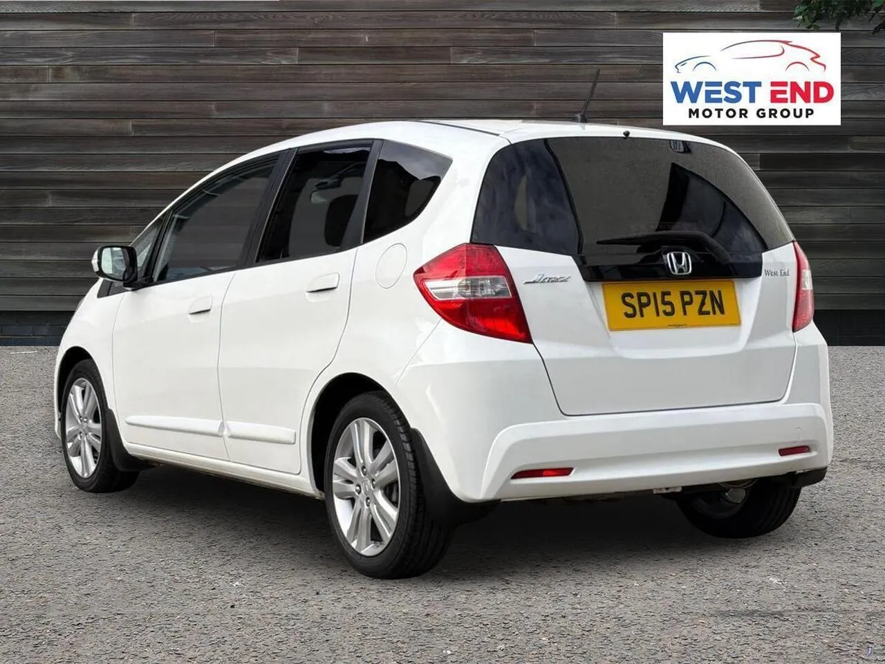 Honda Jazz 2015 photo 3
