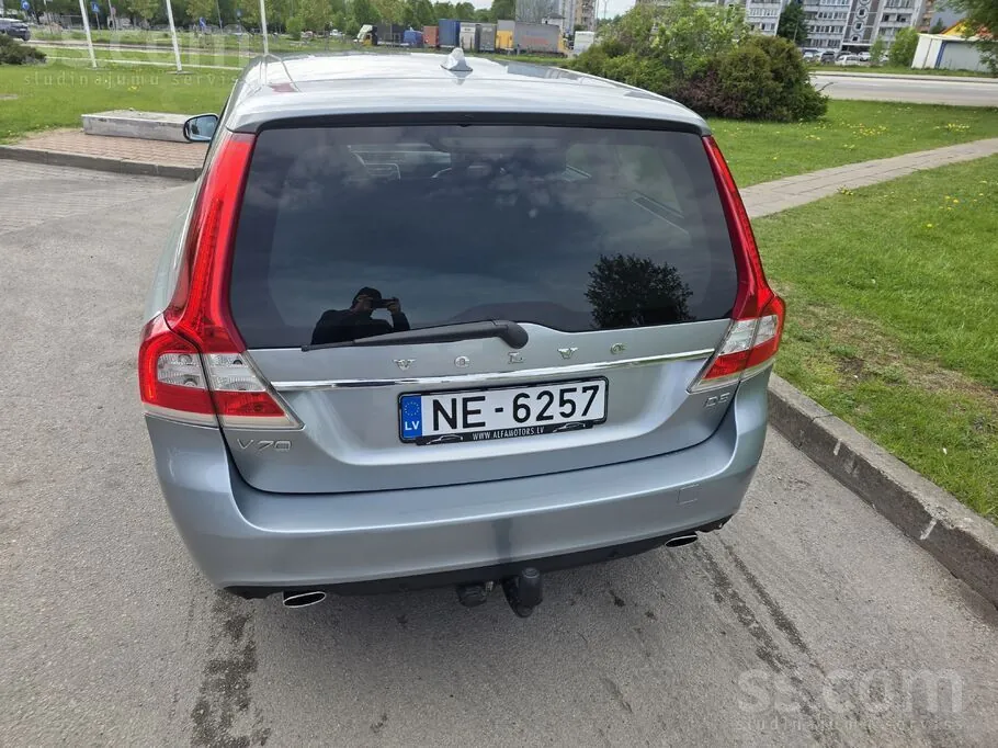 Volvo V70 2013 photo 3