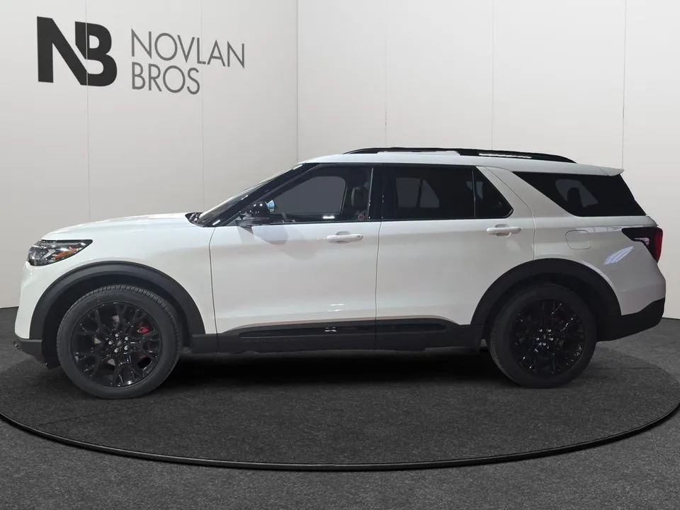 Ford Explorer 2027 photo 2