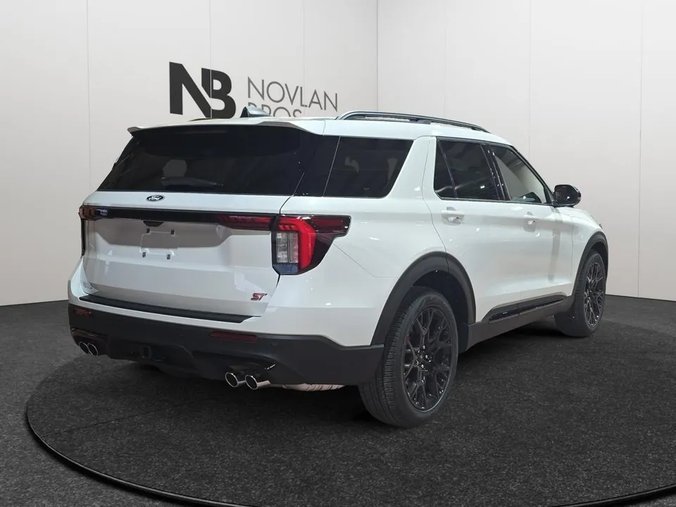 Ford Explorer 2027 photo 5