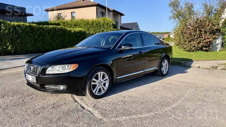 Volvo S80