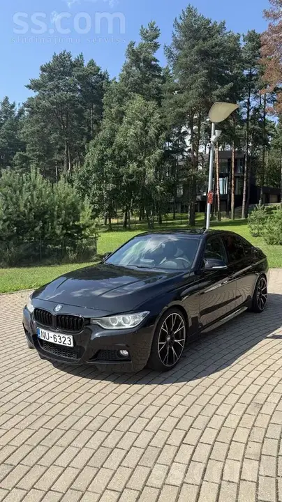 BMW 330