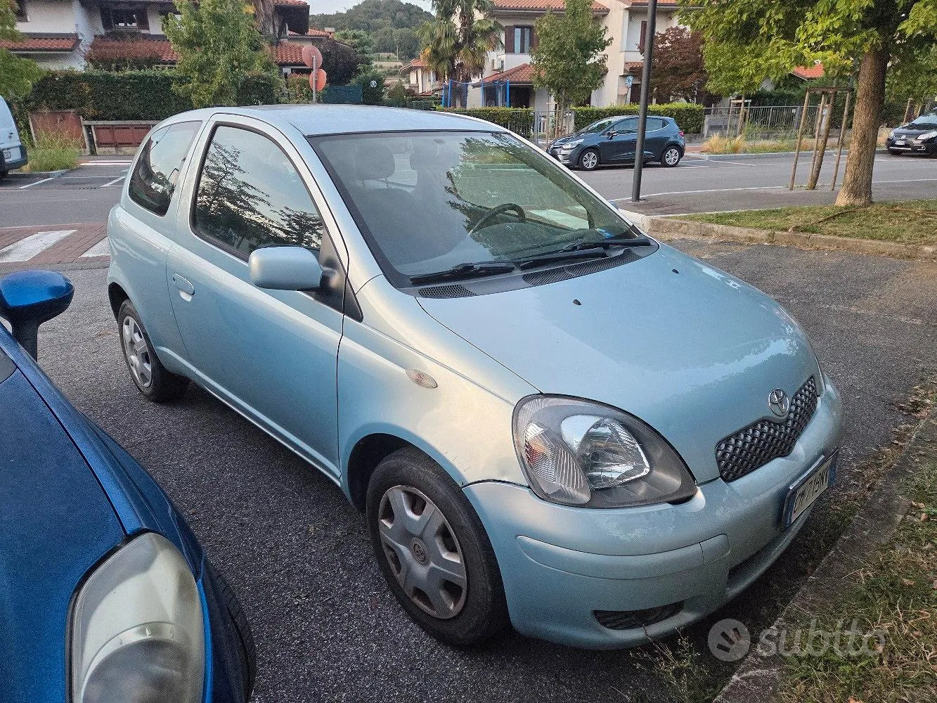 Toyota Yaris 2001 photo 3