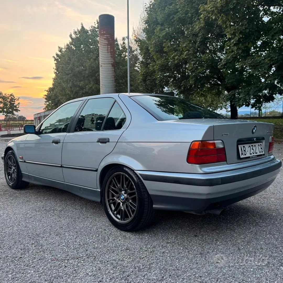 BMW 320I 1994 photo 3