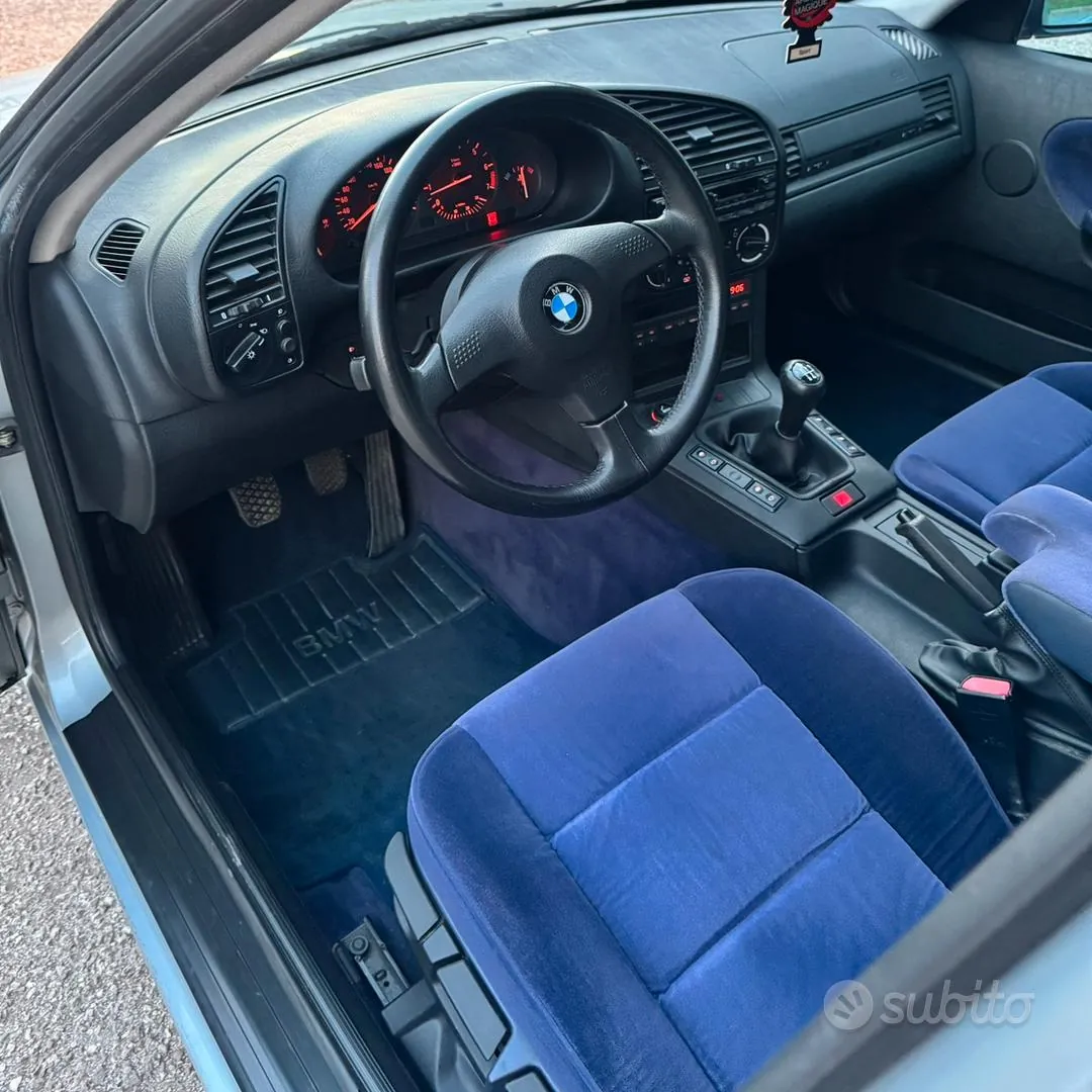 BMW 320I 1994 photo 5