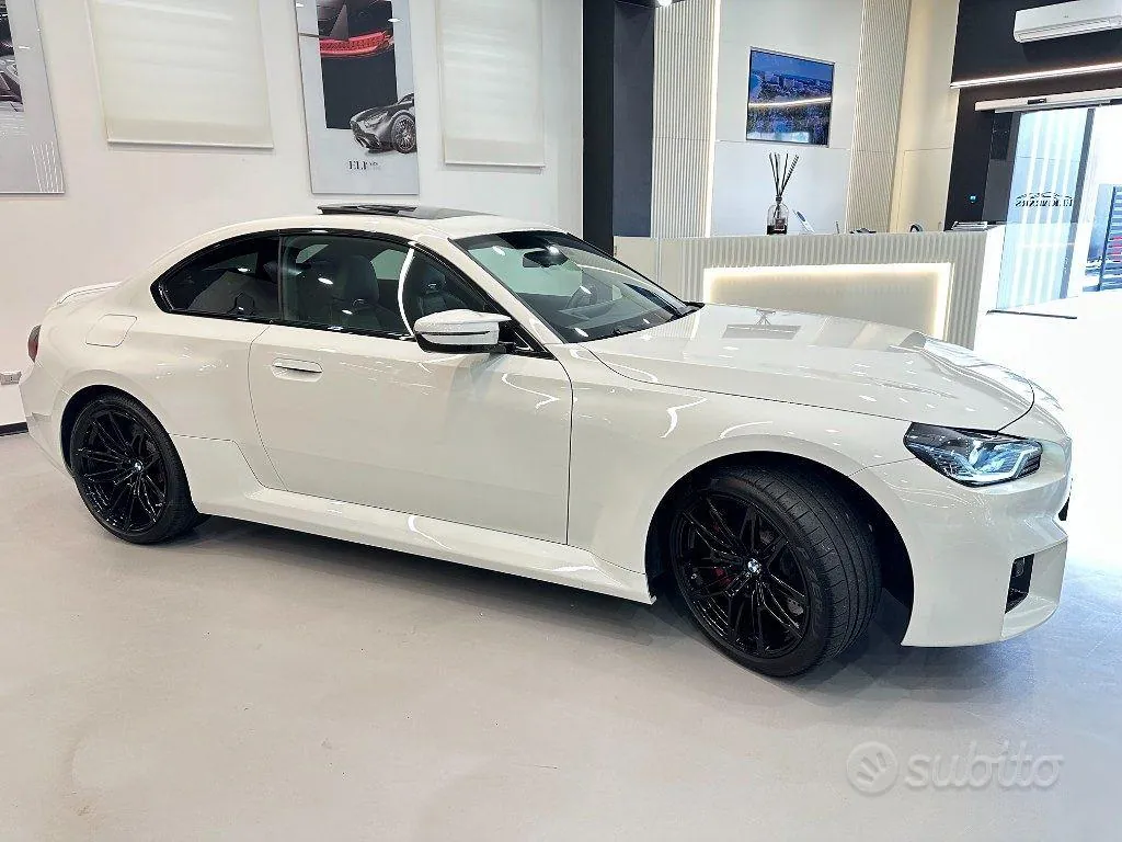 BMW M2 2024 photo 4
